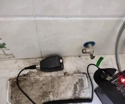 水富屋顶漏水维修公司分享下卫生间漏水的危害及解决方法